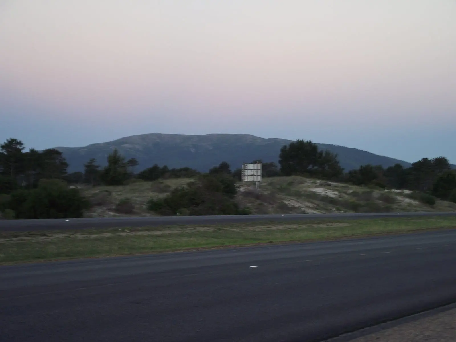 Cerro de las Ánimas desde la Interbalnearia.