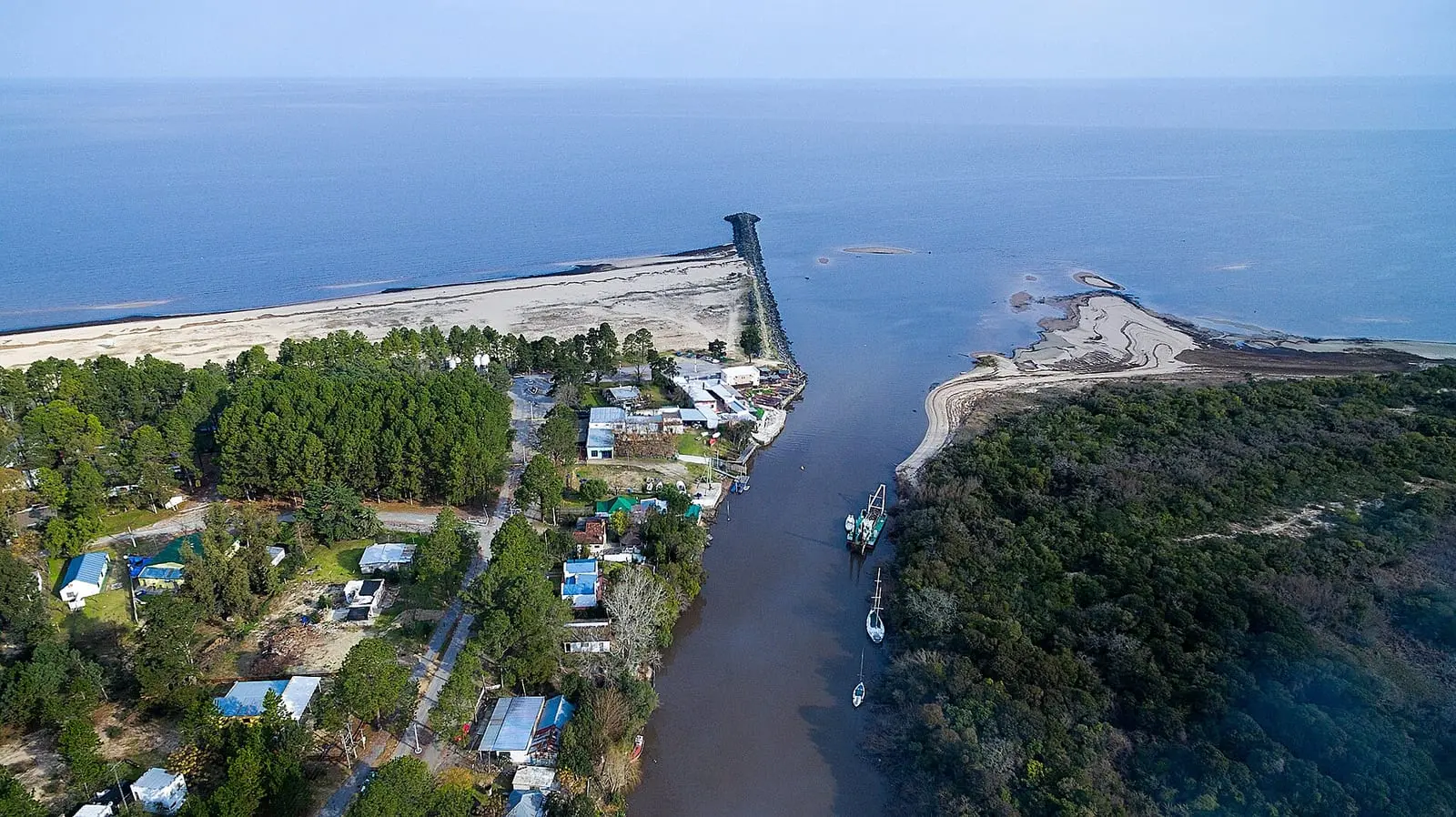 Desembocadura del arroyo Cufré.