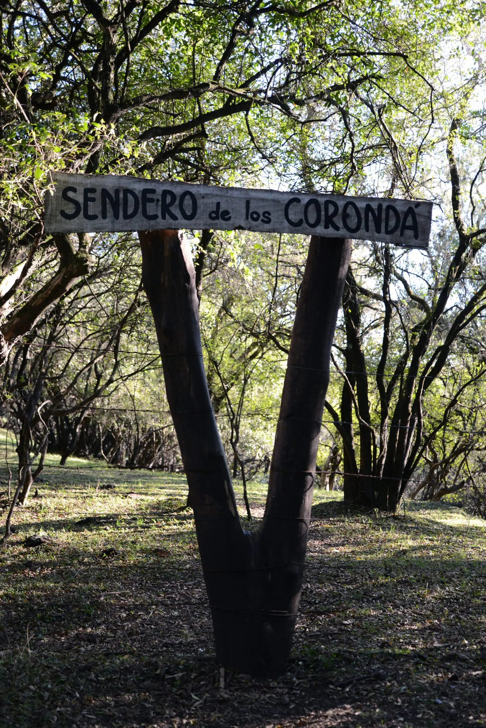 Cartel del Sendero de los Corondá.