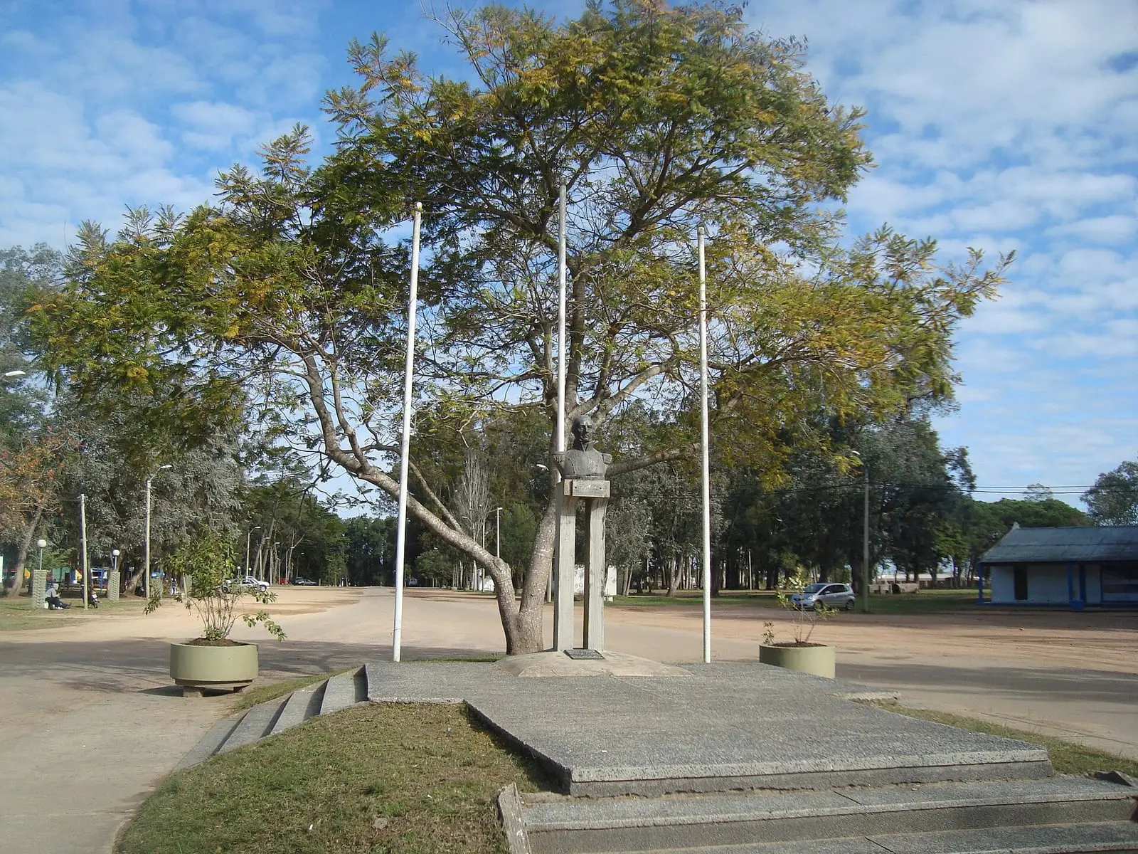Monumento a Fructuoso Rivera dentro del parque.